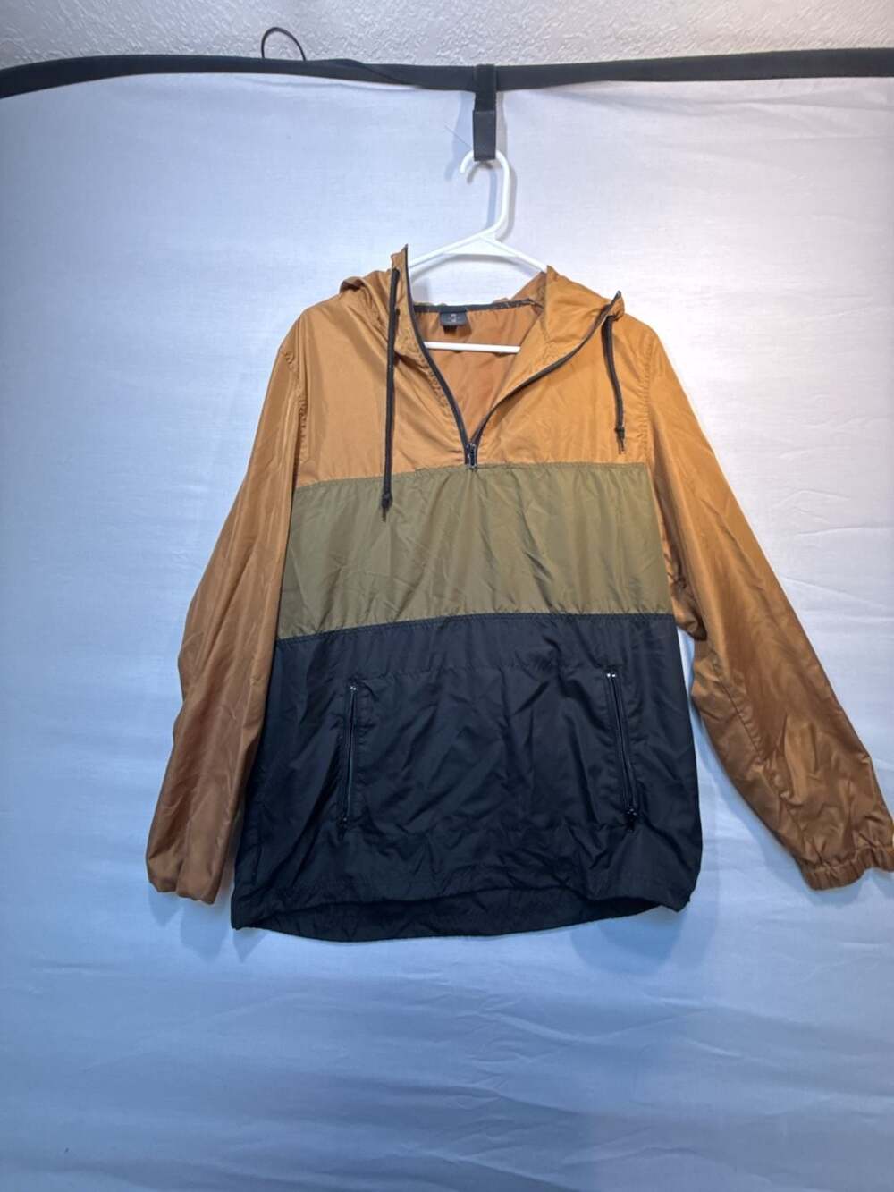 Zine Colorblocked Pullover Windbreaker Jacket